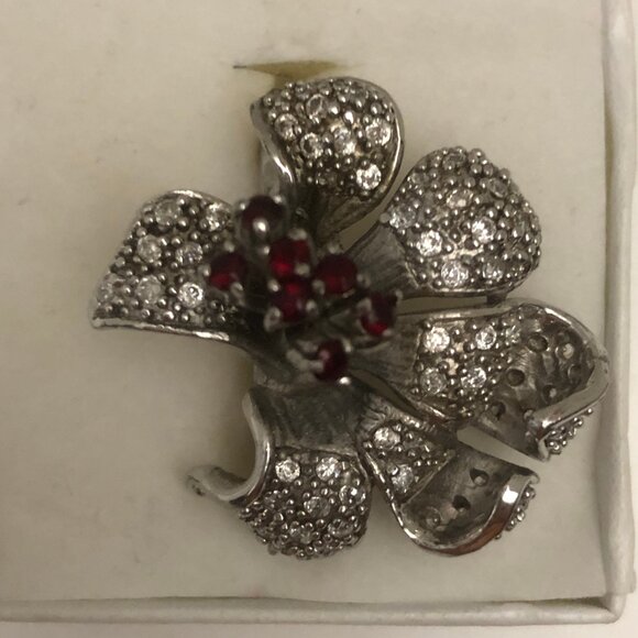 OVERSIZED TIGER LILY FLOWER RHODIUM PLATED RING - Picture 11 of 16